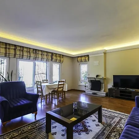 Apartment Chic W A Fireplace Pool Terrace In Alanya